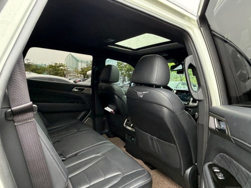 Ssangyong Rexton SUV 7seat