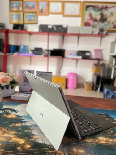 Surface Pro Use Sim