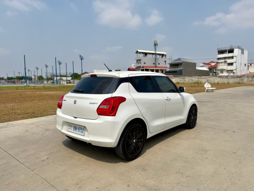 SUZUKI SWIFT 2020 Smart Key ម្ចាស់ដើមទិញខ្លាញ់គោ សោរ2គ្រាប់ ទ្បានថ្មី Free Android អេក្រង់ធំជូន