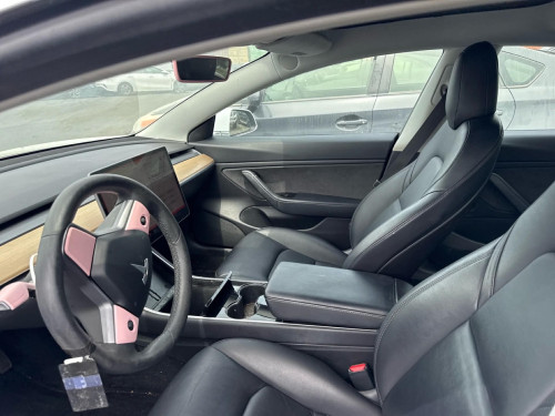 Tesla 2019 model 3
