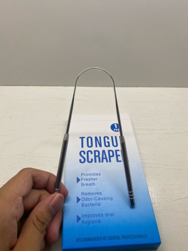 Tongue scraper