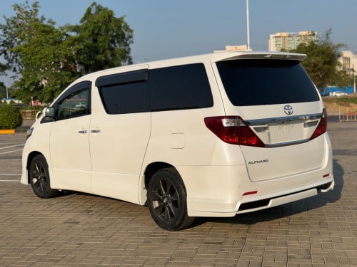 Toyota Alphard 2012 ( ក្រដាសពន្ធថ្មី )