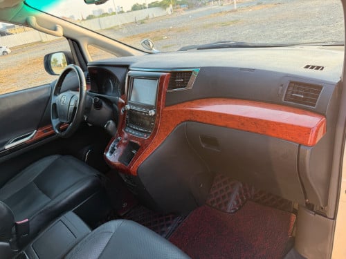 Toyota Alphard 2012 Full Auto3 Sc ( ម្ចាស់ដើម)