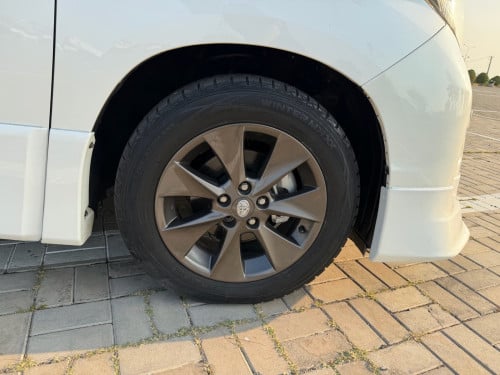 Toyota Aphard 2012 ( កែកញ្ច្រែងឆ្វេង)ក្រដាសពន្ធថ្មី
