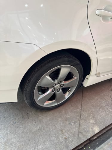 Toyota Prius 2013 option 3 persona
