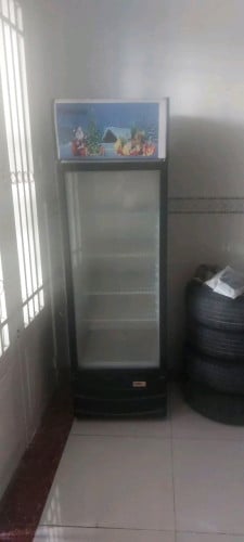 ទូក្លាសេផ្លែឈើ