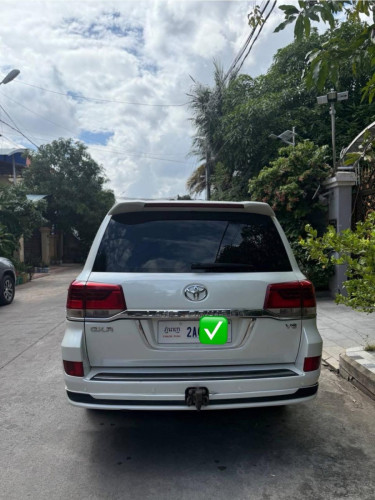 ឡានលក់