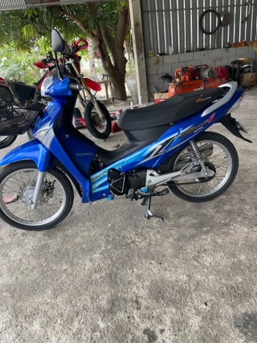 ម៉ូតូលក់