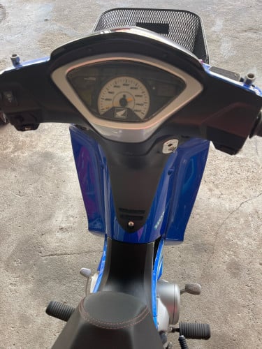 ម៉ូតូលក់