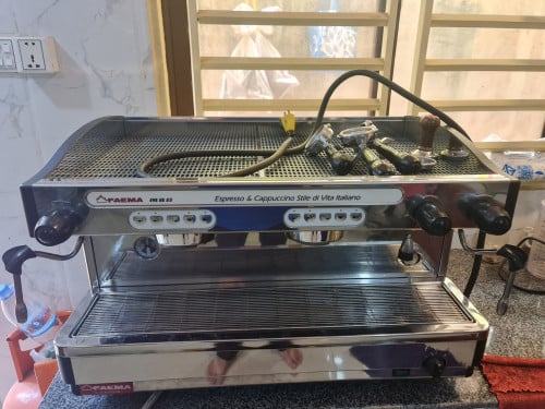 ចង់លក់ម៉ាស៊ីនឆុង