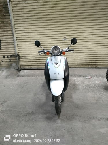 ម៉ូតូលក់