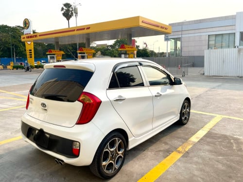 ឡានលក់ឆ្នាំ012 Smart key full option បើកដំបូល