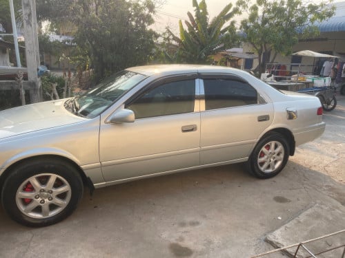 ឡានលក់ឆ្លាមឆ្នាំ2000ឡានសាច់ដែកស្អាត ឡានជិះផ្ទាល់