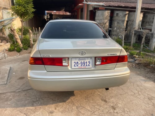 ឡានលក់ឆ្លាមឆ្នាំ2000ឡានសាច់ដែកស្អាត ឡានជិះផ្ទាល់