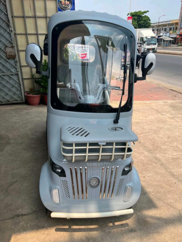 ម៉ូតូកង់ 4 អាគុយ