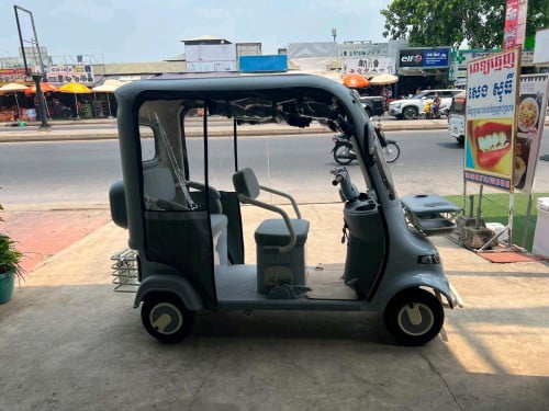 ម៉ូតូកង់ 4 អាគុយ