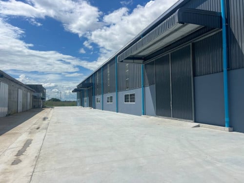 ឃ្លាំងជួលនៅផ្លូវ51 |Warehouse street51