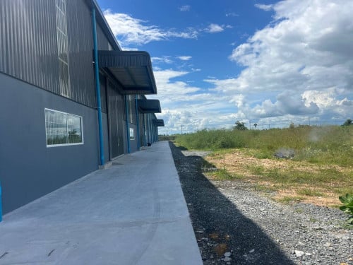 ឃ្លាំងជួលនៅផ្លូវ51 |Warehouse street51