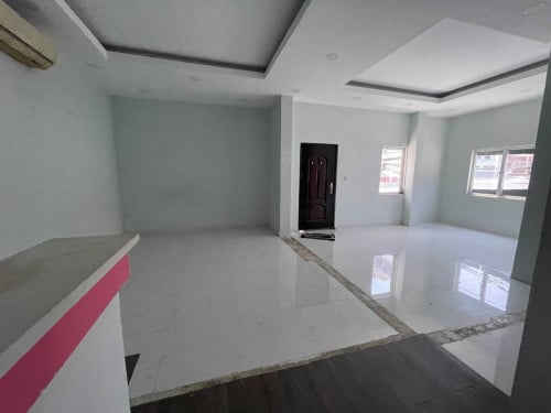 ផ្ទះអាជីវកម្មកែងសម្រាប់ជួលនៅទឹកល្អក់ទី ៣ / Corner Shop for Rent at  Tuek L'ak Ti Bei