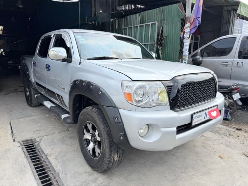 តាកូម៉ាTacoma 08 ប៉ុង1សំនុំឃ្លាំងម្ចាស់ដេីមទី1សាច់ដែកសាក់សុីបាតស្អាតខ្ចី