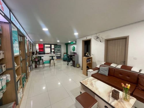 🏠ផ្ទះអាជីវកម្មលក់បន្ទាន់ ទីតាំង សង្កាត់ចោមចៅទី១ ខណ្ឌពោធិ៍សែនជ័យ, Urgent sale