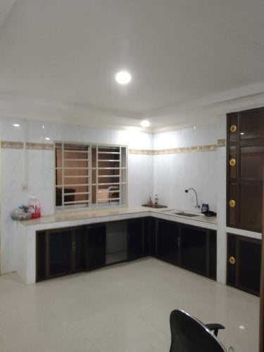 🏠House for rent,Poipet city,4 bedrooms, 5 bathrooms