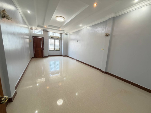 🏠House for rent 📍Location in Poipet city ✅5 bathrooms, 6 bedrooms ✅Price $900