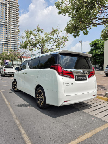 ๐ แแแแถแแแแแแแแพแแแแพแ VIP แแถแแฝแ Toyota Alphard Executive Lounge
