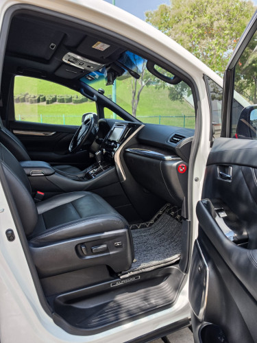 ๐ แแแแถแแแแแแแแพแแแแพแ VIP แแถแแฝแ Toyota Alphard Executive Lounge