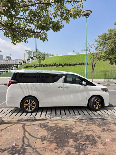 ๐ แแแแถแแแแแแแแพแแแแพแ VIP แแถแแฝแ Toyota Alphard Executive Lounge