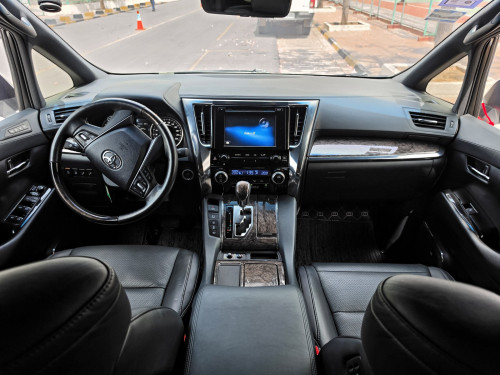 ๐ แแแแถแแแแแแแแพแแแแพแ VIP แแถแแฝแ Toyota Alphard Executive Lounge