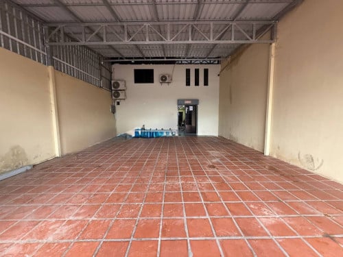 ឃ្លាំងសំរាប់លក់ទួលទំពូង  | Ware-House for Sell Toul Tumpung