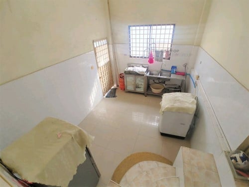 1 bedroom 2nd floor apartment for rent in Toul Kork