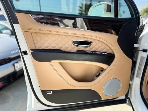 2021 Bentley Bentayga 4.0 V8 Plug In Hybrid