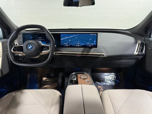 2024 BMW iX xDrive50