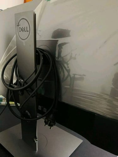 32" 4K Dell Monitor U3223QE