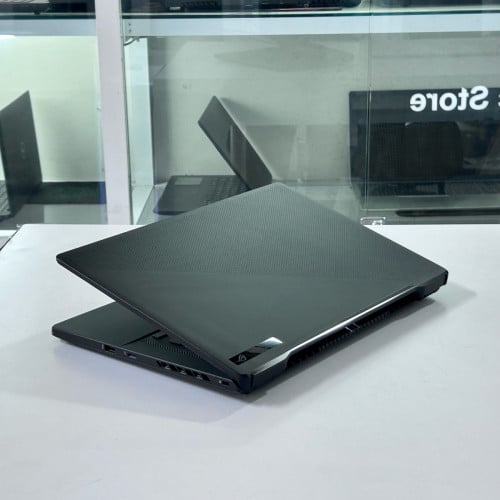 Asus Zephyrus M16 99% i7-11th RTX 3060 6GB