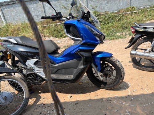 Calypso Xplorer (150cc) 2023 ABS មុខក្រោយ