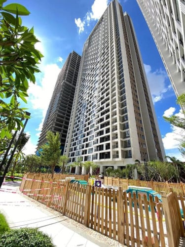 Condo The Pinnacle for rent on Preah Monivong Blvd (93), Phnom Penh