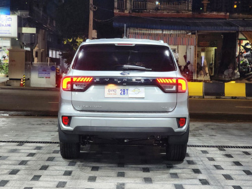 FORD EVEREST TITANIUM 2023 ពណ៍ទឹកប្រាក់