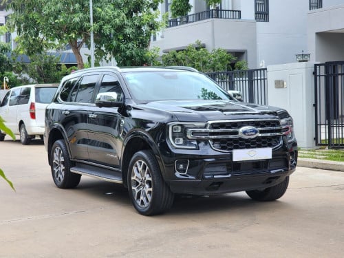 FORD EVEREST TITANIUM 2023