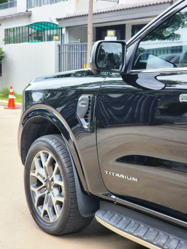 FORD EVEREST TITANIUM 2023