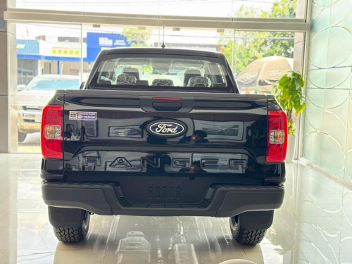 Ford Ranger XL 2.0L 2026 Version ថ្មី