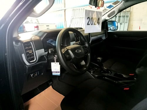 Ford ranger XL Black 2024$34,700