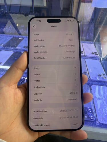iPhone 16pro max ZP 879$