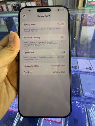 iPhone 16pro max ZP 879$