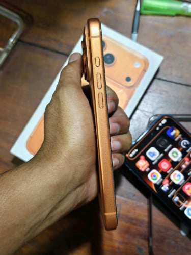 Iphone 17PM LL 256G 99% ថ្មធំកាន់សាហាវ