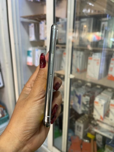 iPhone X/64GB មានស្គែន អត់មានជាប់អី