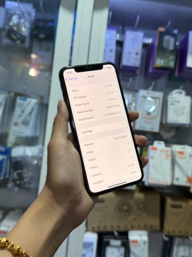 iPhone X ពណ៌ខ្មៅ 🍏 64GB Battery 83% 🔋 តួស្អាត សំណុំហ្សីន អត់ជាប់អី (ធានា1ខែ)