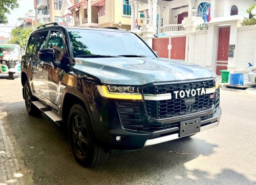 Land Cruiser GR sport 2023 full option